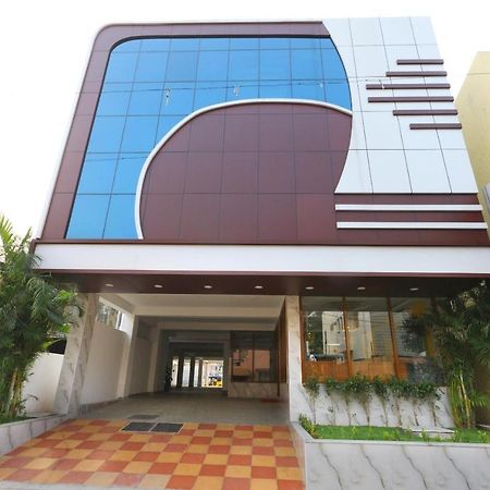 Hotel Fabexpress Nk Exotica Chennai Esterno foto