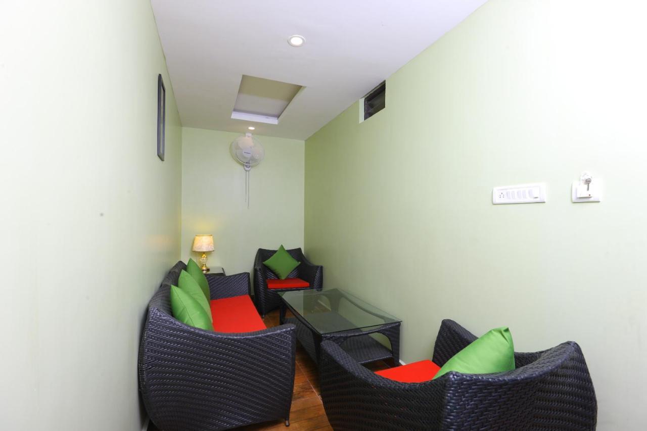 Hotel Fabexpress Nk Exotica Chennai Esterno foto